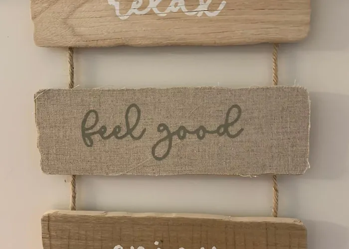 Dyrrahu Willa Golem (Tirana)