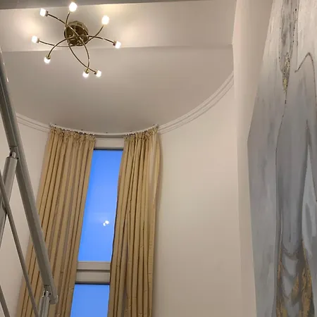 Villa Dyrrahu Golem (Tirana)