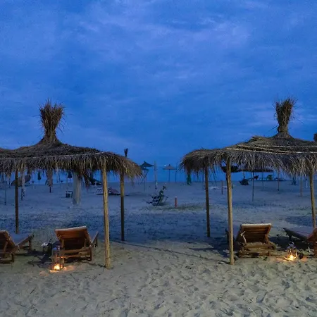 فيلة Dyrrahu With Pool & Sea Access غوليم