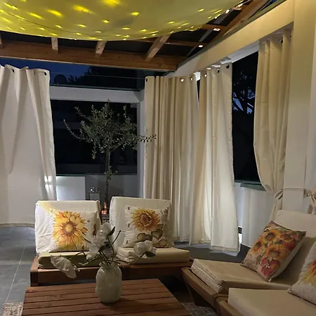 Dyrrahu With Pool & Sea Access Villa *