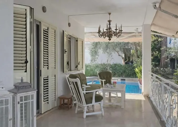 Dyrrahu Villa Golem (Tirana)